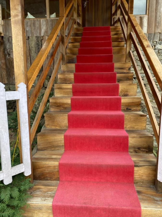 Log Cabin In The Woods Bed & Breakfast Gangtok Dış mekan fotoğraf