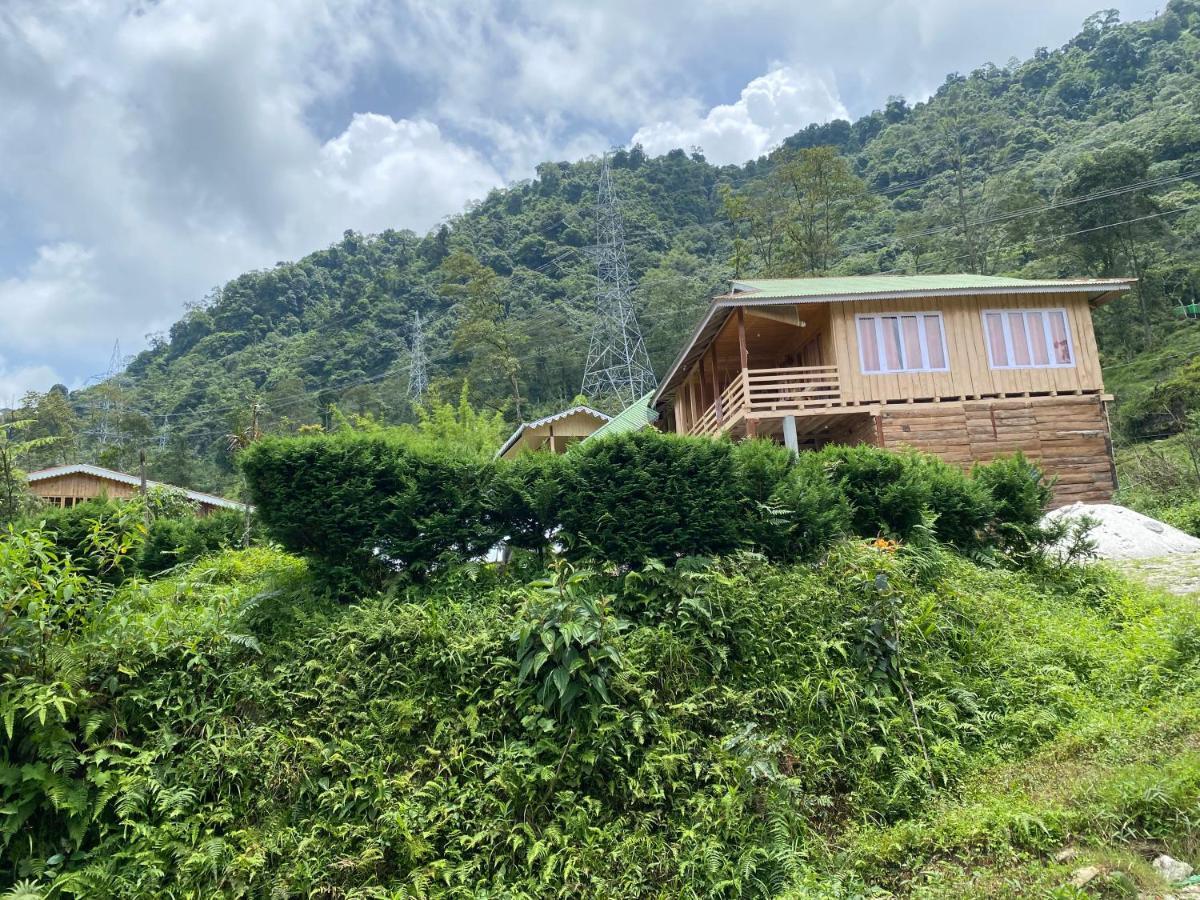 Log Cabin In The Woods Bed & Breakfast Gangtok Dış mekan fotoğraf