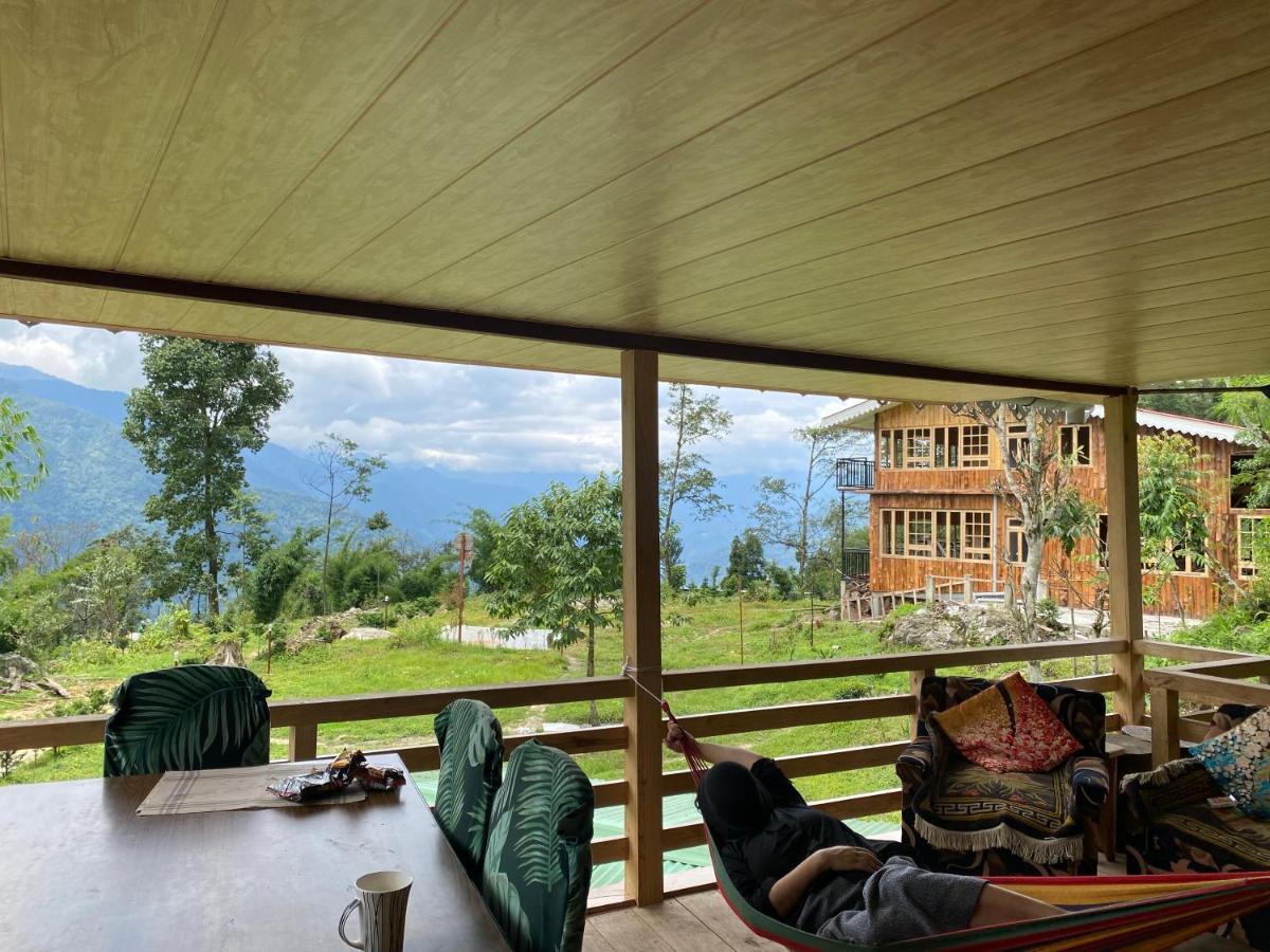 Log Cabin In The Woods Bed & Breakfast Gangtok Dış mekan fotoğraf