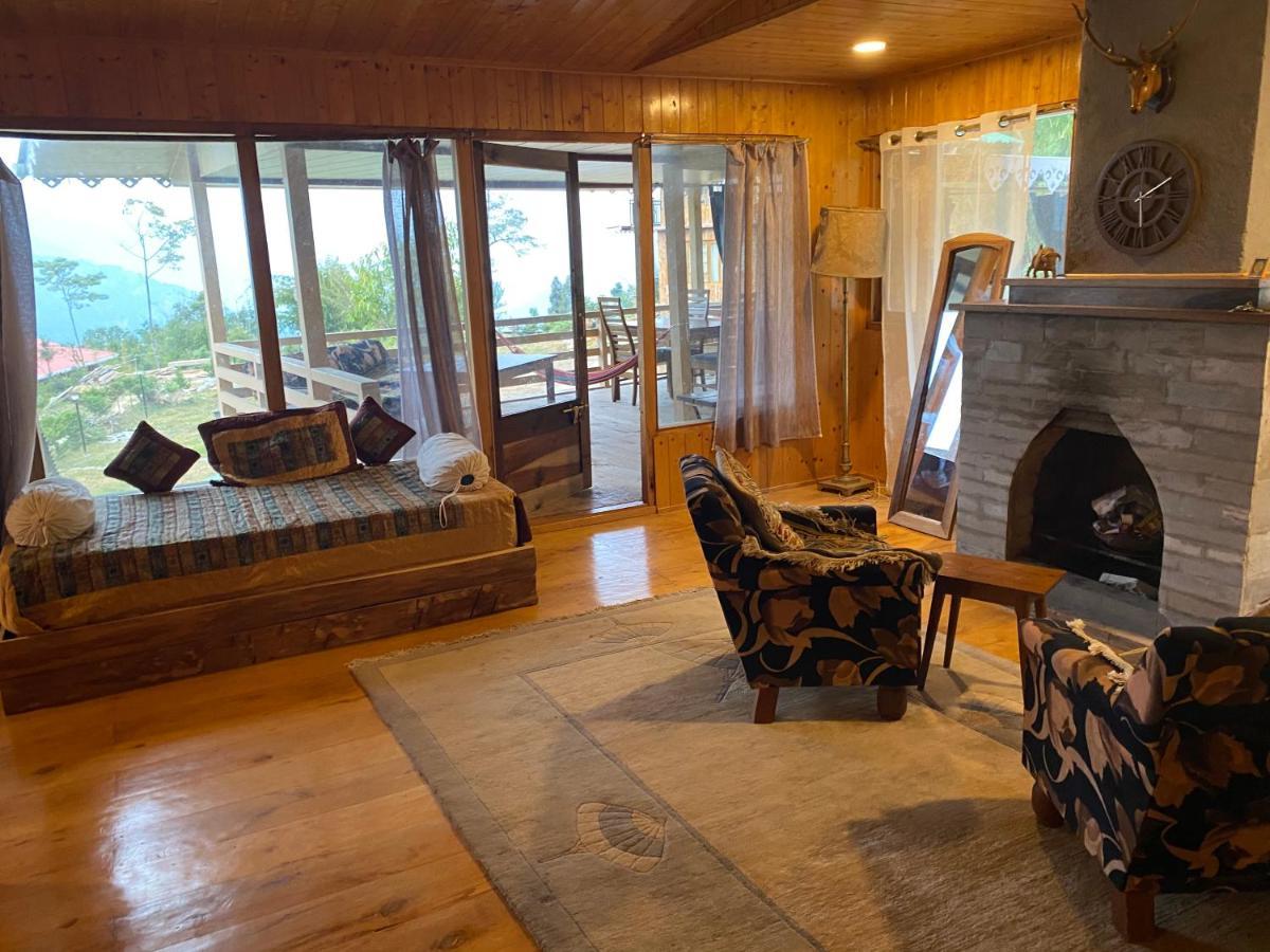 Log Cabin In The Woods Bed & Breakfast Gangtok Dış mekan fotoğraf
